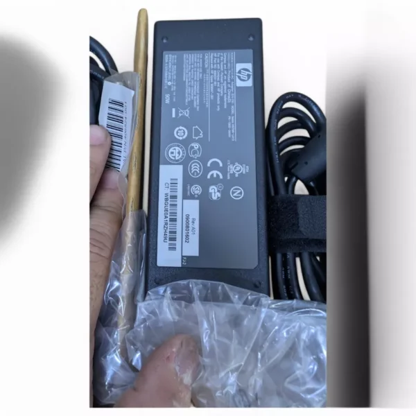 HP ED495AA#ACJ 90W Smart AC Adapter - New in Box - Image 4