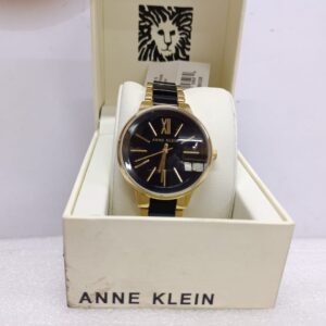 71a05bbd-2a66-49fb-abaf-a07d5e754b56.jpg