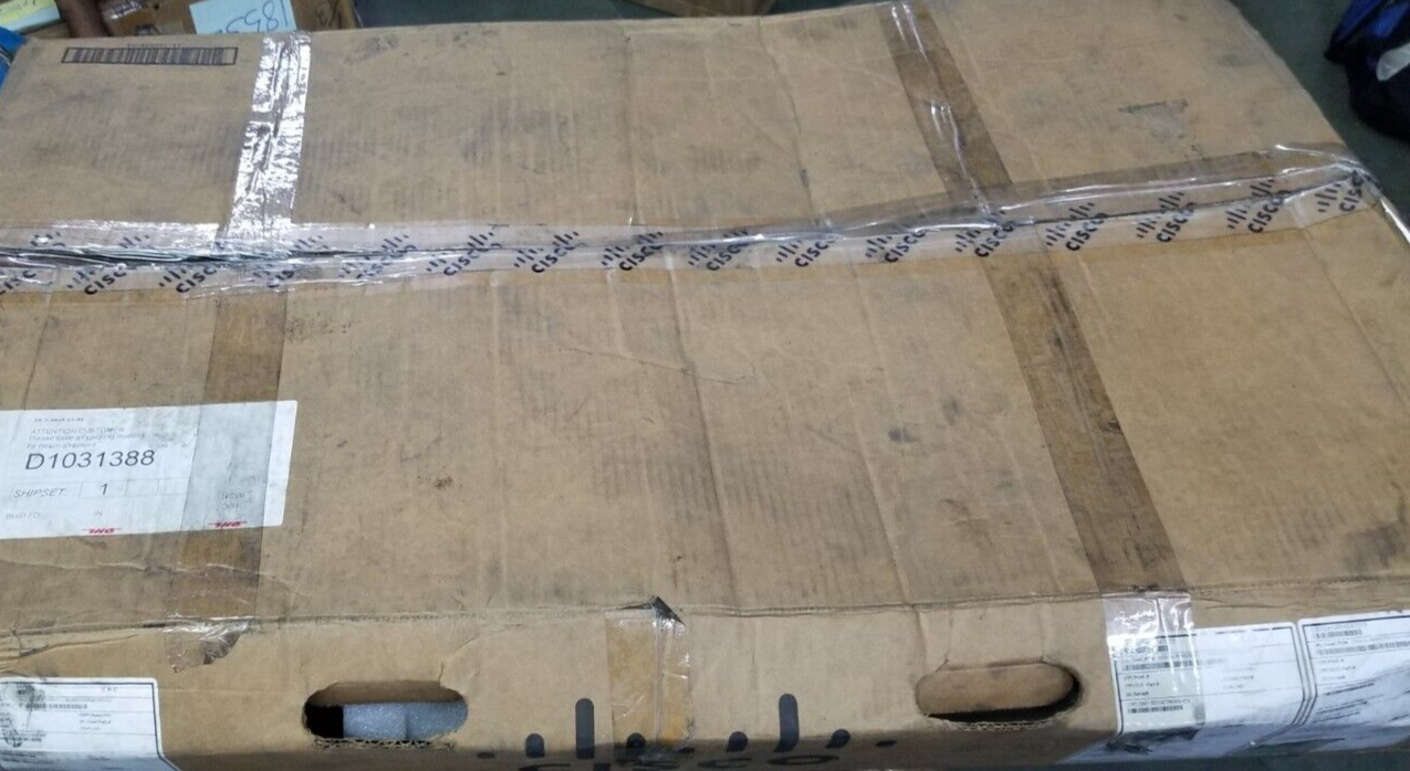 New Cisco UCSCC220M4 Rack Server 2xE52699E, 2XPSU1770W see