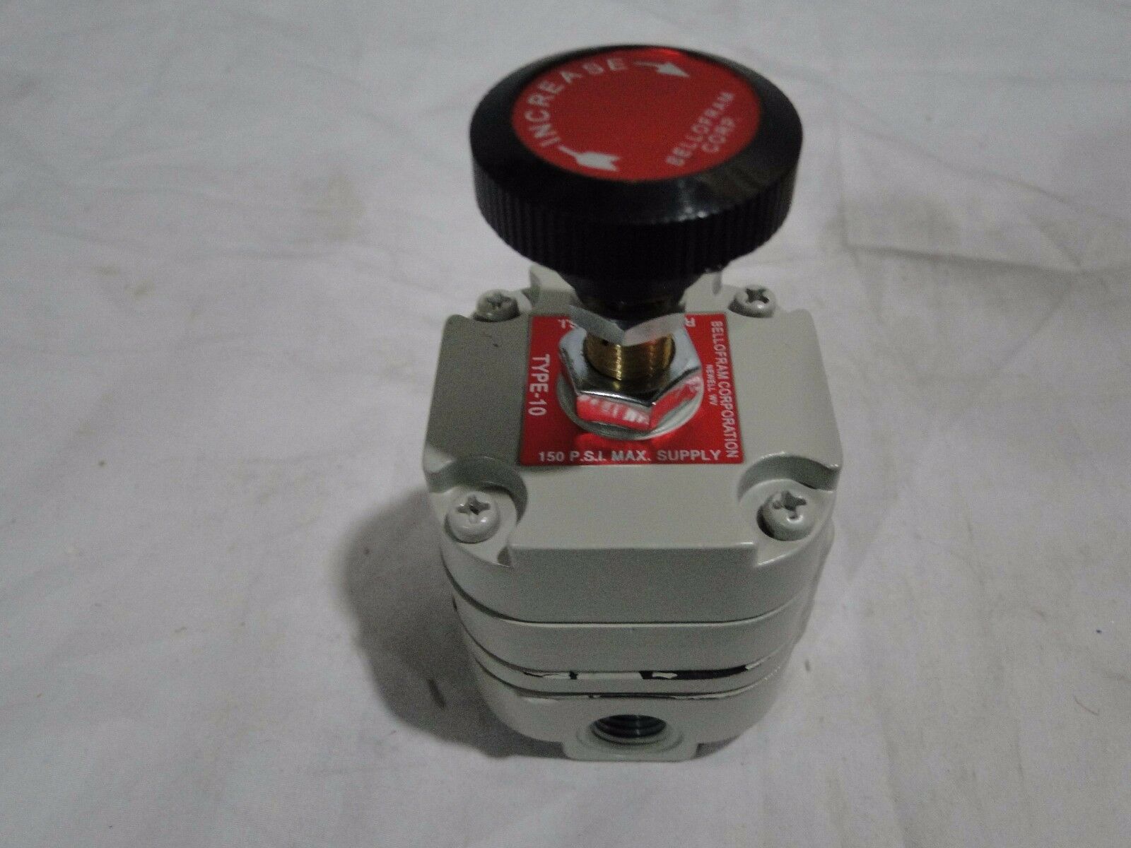 NEW MARSH/BELLOFRAM PRESSURE REGULATOR 960015000 T10 S120PSI